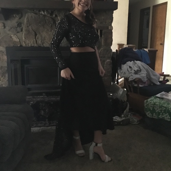 Prom Dress - Picture 3 of 3